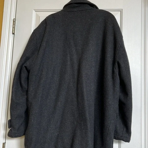 Weatherproof jacket - Picture 6 of 16